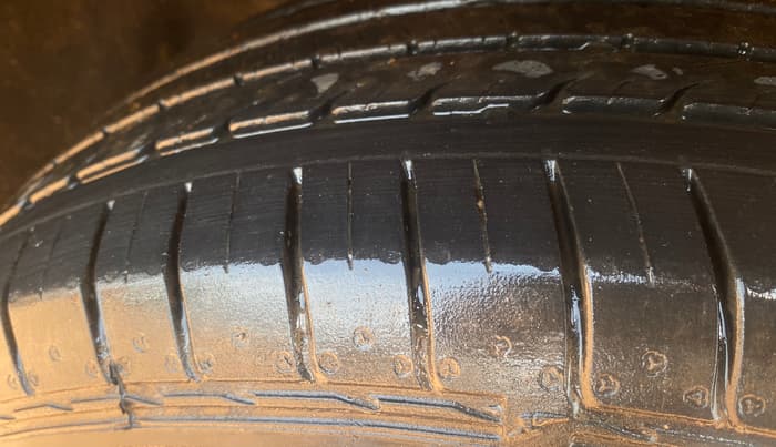 2016 Ford Ecosport TITANIUM 1.5L PETROL AT, Petrol, Automatic, 98,522 km, Left Rear Tyre Tread