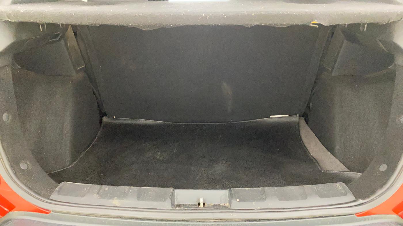 2018 Tata NEXON XM PETROL, Petrol, Manual, 58,446 km, Boot Inside