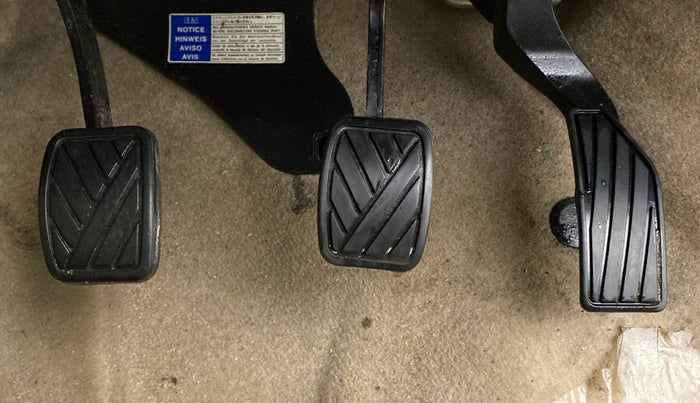 2018 Maruti Ertiga VDI SHVS, Diesel, Manual, 52,724 km, Pedals