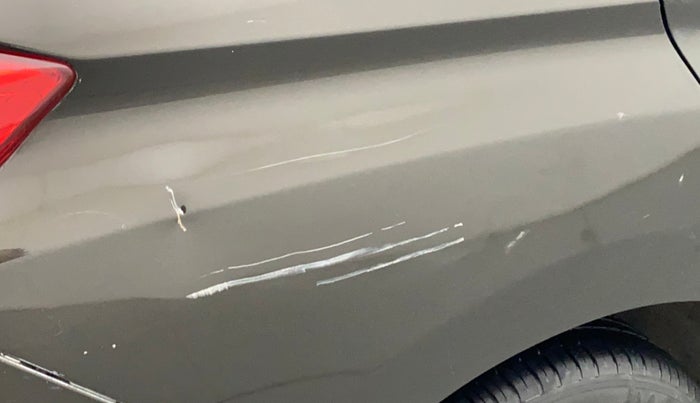 2016 Honda City V MT PETROL, Petrol, Manual, 28,180 km, Right quarter panel - Slightly dented