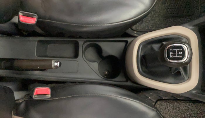 2016 Hyundai Grand i10 SPORTZ 1.2 KAPPA VTVT, Petrol, Manual, 35,902 km, Gear Lever