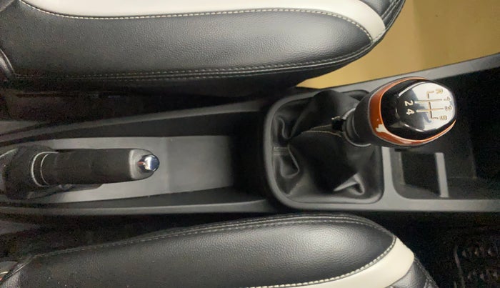 2021 Renault Kwid CLIMBER 1.0 (O), Petrol, Manual, 25,526 km, Gear Lever