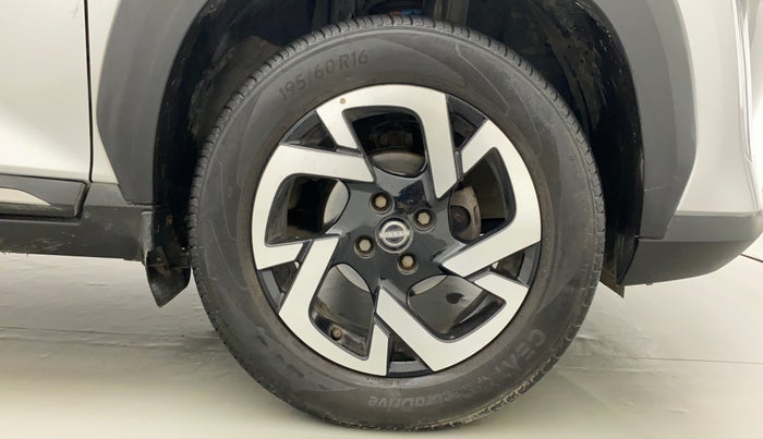 2022 Nissan MAGNITE XV TURBO, Petrol, Manual, 12,963 km, Right Front Wheel