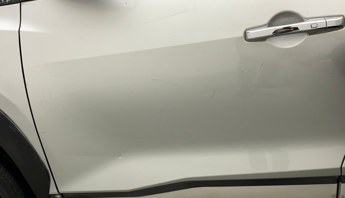2022 Nissan MAGNITE XV TURBO, Petrol, Manual, 12,963 km, Front passenger door - Slightly dented