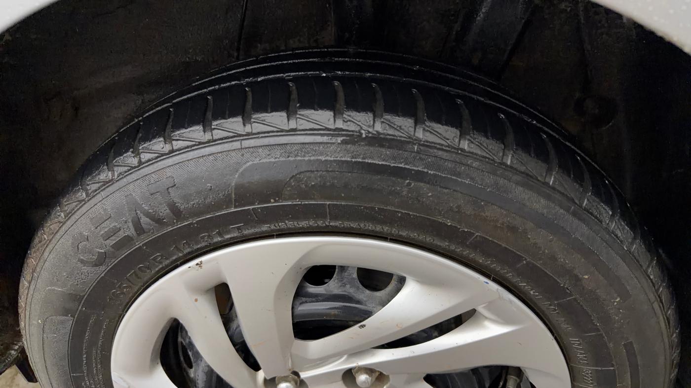 2022 Hyundai AURA S 1.2 CNG, CNG, Manual, 66,893 km, Left Rear Tyre Tread