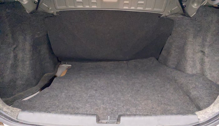2016 Honda Amaze 1.2L I-VTEC SX, Petrol, Manual, 48,054 km, Boot Inside