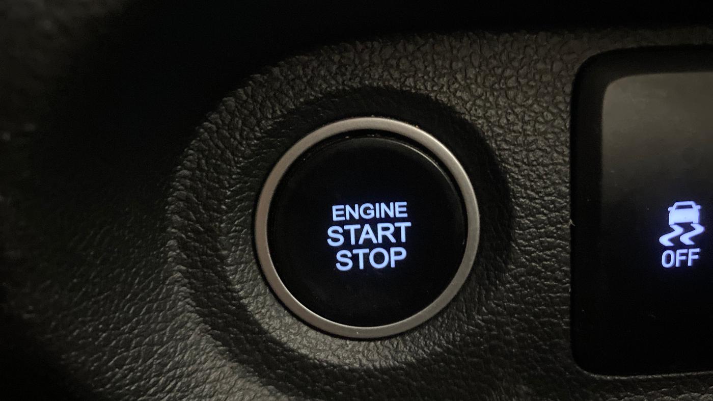 2022 Hyundai ALCAZAR PLATINUM(O) 7STR 2.0 AT, Petrol, Automatic, 52,433 km, Keyless Start/ Stop Button