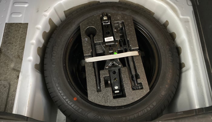 2022 Skoda KUSHAQ STYLE 1.5L TSI MT, Petrol, Manual, 15,817 km, Spare Tyre