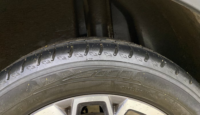 2022 Skoda KUSHAQ STYLE 1.5L TSI MT, Petrol, Manual, 15,817 km, Left Rear Tyre Tread