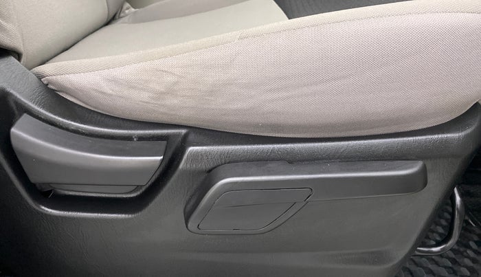 2020 Mahindra Scorpio S9, Diesel, Manual, 5,272 km, Driver Side Adjustment Panel