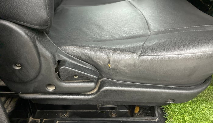 2019 Mahindra Thar CRDE 4X4 AC, Diesel, Manual, 18,253 km, Driver Side Adjustment Panel