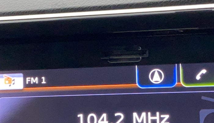 2017 Maruti Baleno ALPHA CVT PETROL 1.2, Petrol, Automatic, 32,306 km, Infotainment system - GPS Card not working/missing