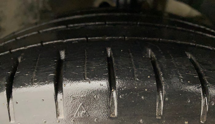 2017 Maruti Baleno ALPHA CVT PETROL 1.2, Petrol, Automatic, 32,306 km, Right Front Tyre Tread