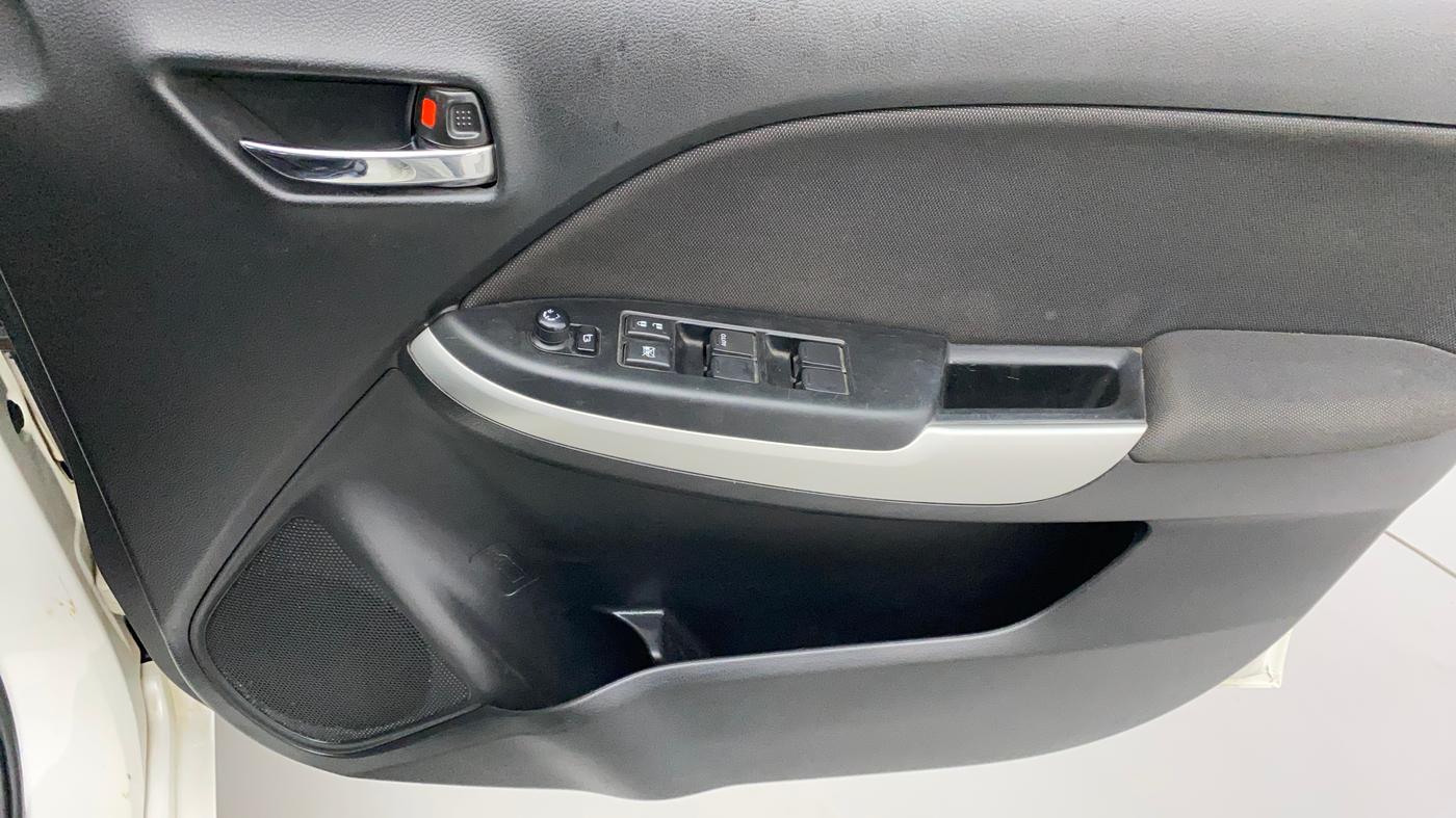 2017 Maruti Baleno ALPHA CVT PETROL 1.2, Petrol, Automatic, 32,306 km, Driver Side Door Panels Control