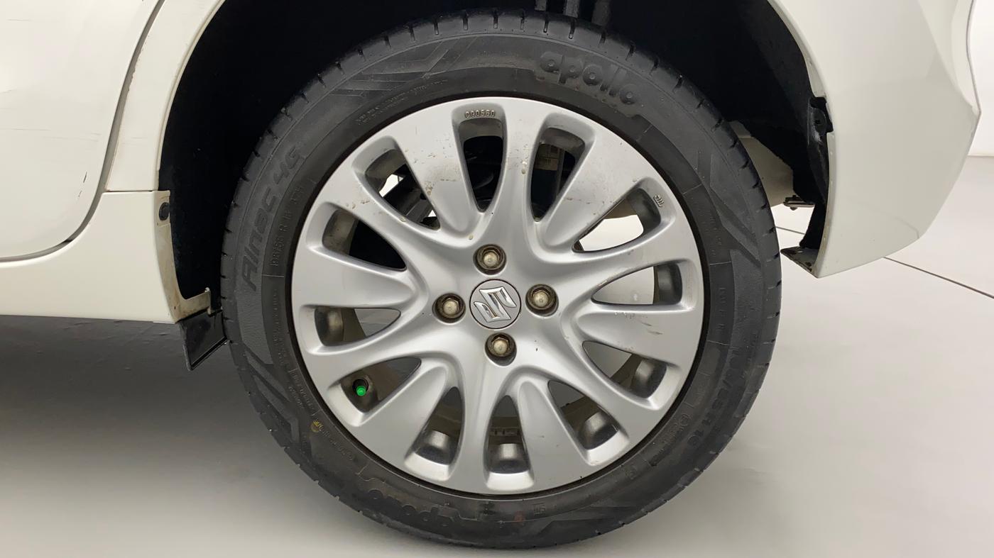 2017 Maruti Baleno ALPHA CVT PETROL 1.2, Petrol, Automatic, 32,306 km, Left Rear Wheel