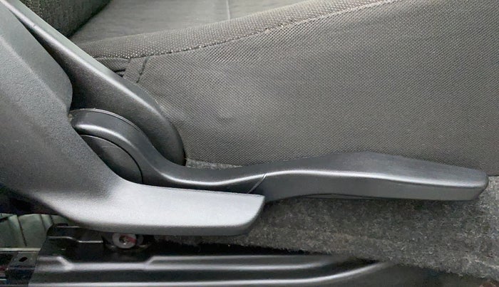 2017 Maruti Baleno ALPHA CVT PETROL 1.2, Petrol, Automatic, 32,306 km, Driver Side Adjustment Panel