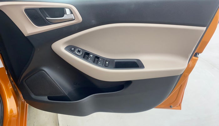 2019 Hyundai Elite i20 SPORTZ PLUS 1.2, Petrol, Manual, 41,509 km, Driver Side Door Panels Control