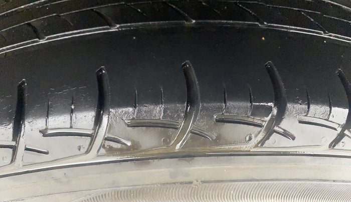 2019 Hyundai Elite i20 SPORTZ PLUS 1.2, Petrol, Manual, 41,509 km, Left Rear Tyre Tread