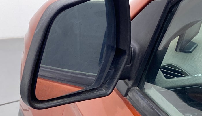 2016 Mahindra Kuv100 K8 6 STR, Petrol, Manual, 61,322 km, Left rear-view mirror - Mirror motor not working