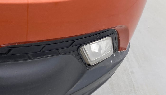 2016 Mahindra Kuv100 K8 6 STR, Petrol, Manual, 61,322 km, Left fog light - Not working
