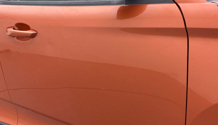 2016 Mahindra Kuv100 K8 6 STR, Petrol, Manual, 61,322 km, Driver-side door - Minor scratches