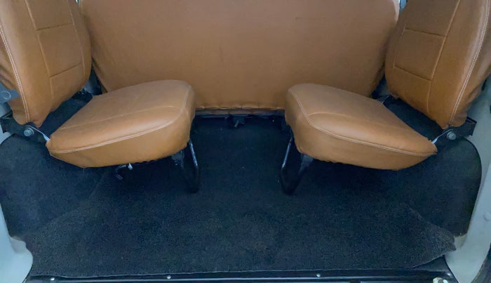 2017 Mahindra Scorpio S4 PLUS 1.99 INTELLI-HYBRID, Diesel, Manual, 61,856 km, Boot Inside