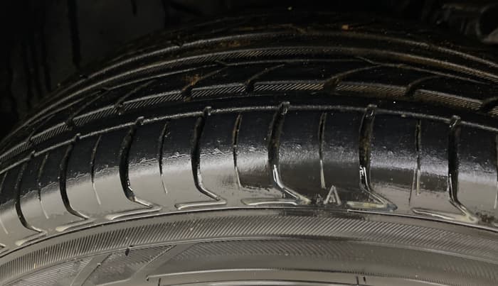 2019 Tata Tiago XZ PETROL, Petrol, Manual, 83,981 km, Right Front Tyre Tread