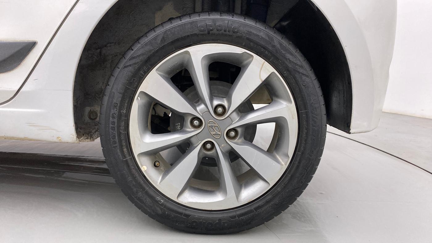 2016 Hyundai Elite i20 ASTA 1.2, Petrol, Manual, 41,011 km, Left Rear Wheel