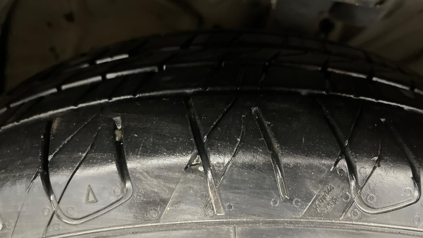 2021 KIA SELTOS HTX 1.5 PETROL, Petrol, Manual, 79,495 km, Right Front Tyre Tread