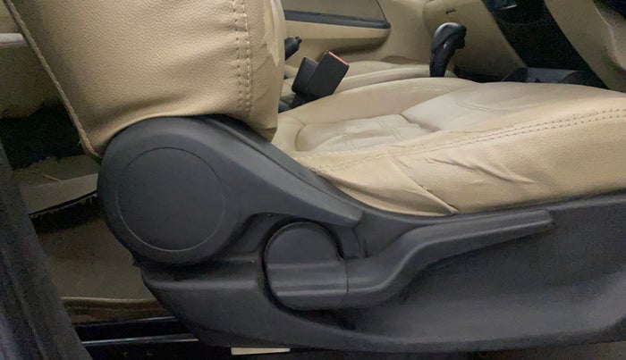 2018 Honda Amaze 1.2L I-VTEC S CVT, Petrol, Automatic, 77,052 km, Driver Side Adjustment Panel