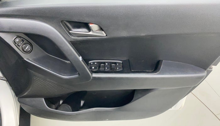 2016 Hyundai Creta SX PLUS  ANNIVERSARY EDITION 1.6 PETROL, Petrol, Manual, 68,403 km, Driver Side Door Panels Control