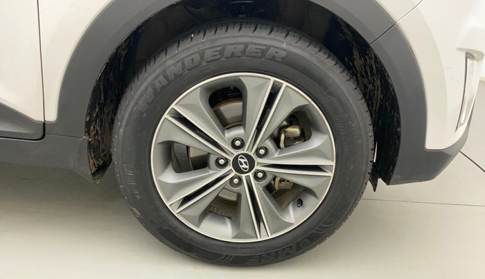 2016 Hyundai Creta SX PLUS  ANNIVERSARY EDITION 1.6 PETROL, Petrol, Manual, 68,403 km, Right Front Wheel