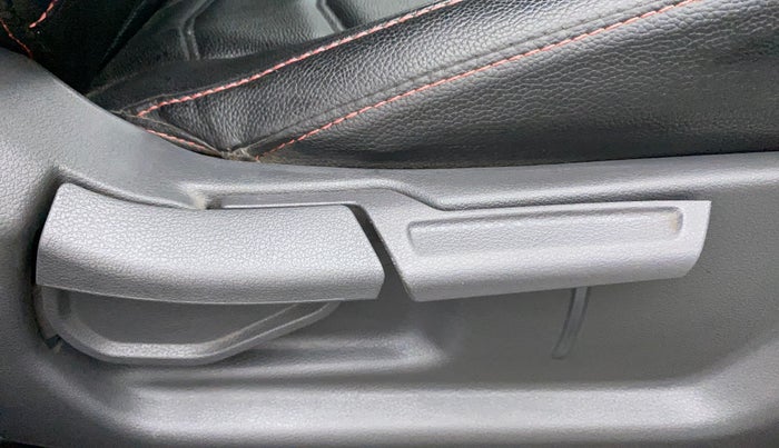 2021 Hyundai AURA S 1.2 CNG, CNG, Manual, 41,601 km, Driver Side Adjustment Panel