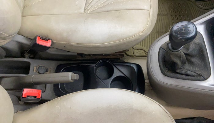 2013 Hyundai i10 MAGNA 1.2, CNG, Manual, 56,372 km, Gear Lever