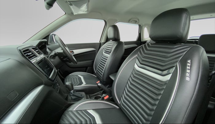 2021 Maruti Vitara Brezza ZXI+ AT SHVS, Petrol, Automatic, 3,450 km, Right Side Front Door Cabin