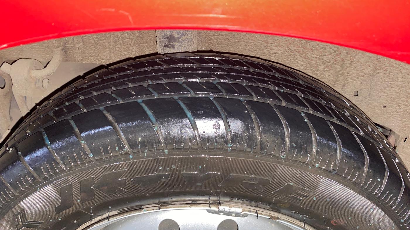 2014 Maruti Celerio LXI, Petrol, Manual, 26,646 km, Right Rear Tyre Tread