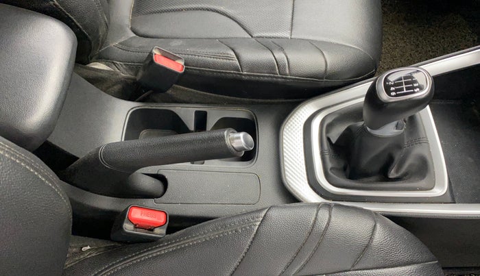 2022 KIA SONET HTX 1.5, Diesel, Manual, 79,112 km, Gear Lever