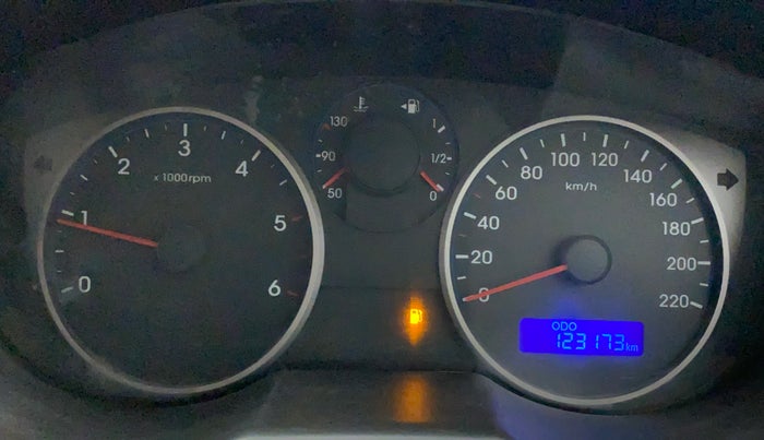 2013 Hyundai i20 MAGNA 1.4 CRDI, Diesel, Manual, 1,23,173 km, Odometer Image