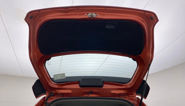 2015 Toyota Etios CROSS 1.2 G, Petrol, Manual, 28,401 km, Boot Door Open