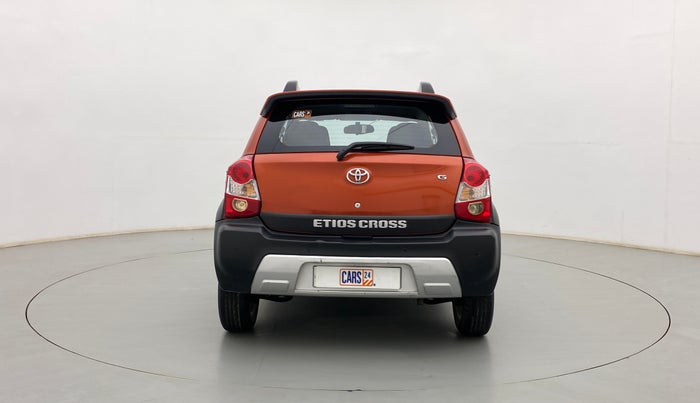 2015 Toyota Etios CROSS 1.2 G, Petrol, Manual, 28,401 km, Back/Rear