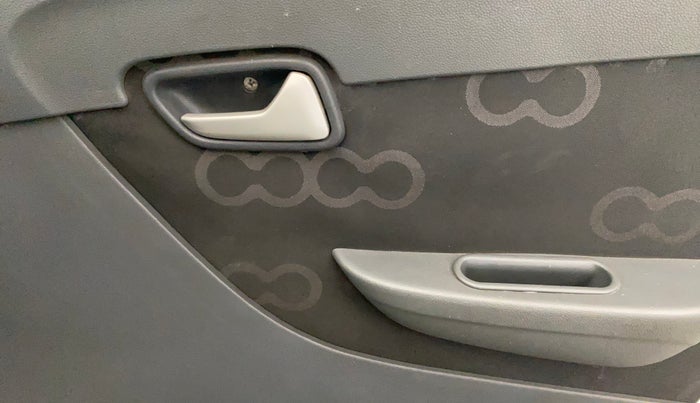 2013 Maruti Alto 800 LXI, Petrol, Manual, 60,019 km, Driver Side Door Panels Control