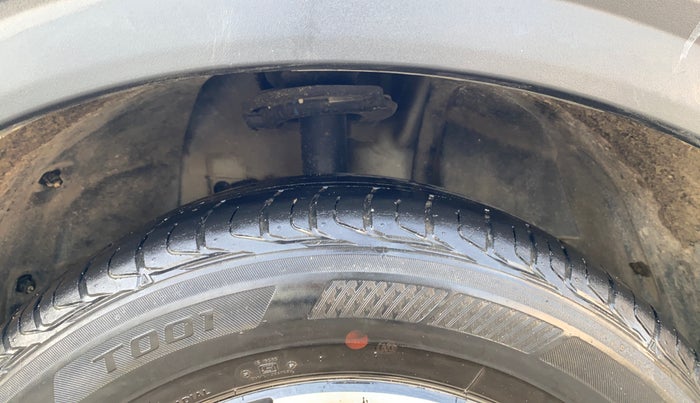 2024 Tata NEXON CREATIVE PLUS S 1.2 REVOTRON 6 MT, Petrol, Manual, 38,957 km, Right Front Tyre Tread