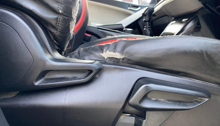 2024 Tata NEXON CREATIVE PLUS S 1.2 REVOTRON 6 MT, Petrol, Manual, 38,957 km, Driver Side Adjustment Panel