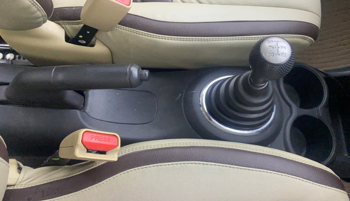 2015 Honda Amaze 1.2L I-VTEC S, Petrol, Manual, 35,479 km, Gear Lever