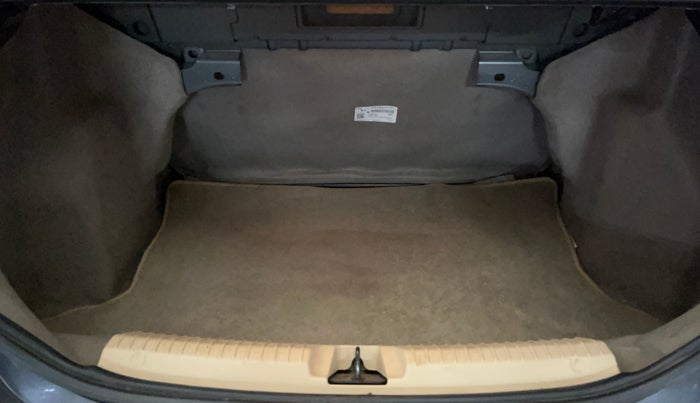 2017 Ford Figo Aspire TITANIUM 1.2 PETROL, Petrol, Manual, 58,060 km, Boot Inside