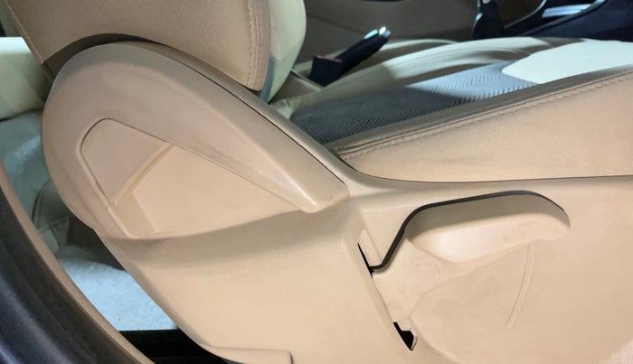 2017 Ford Figo Aspire TITANIUM 1.2 PETROL, Petrol, Manual, 58,060 km, Driver Side Adjustment Panel