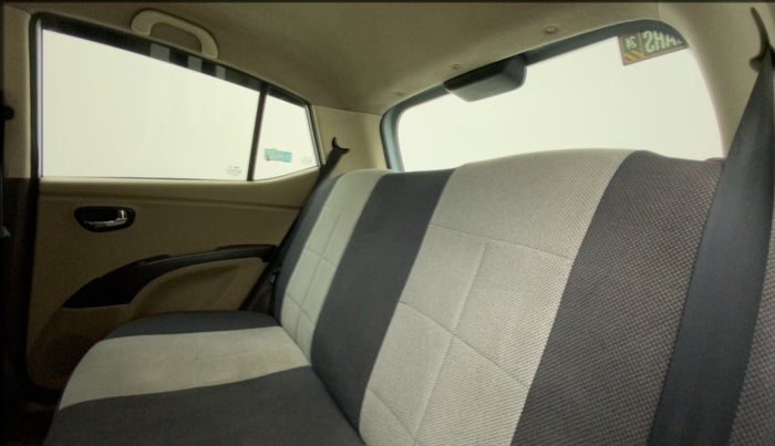 2011 Hyundai i10 MAGNA 1.1, Petrol, Manual, 82,143 km, Right Side Rear Door Cabin
