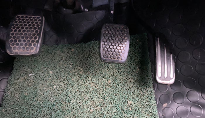 2014 Maruti Alto 800 LXI, Petrol, Manual, 49,396 km, Pedals