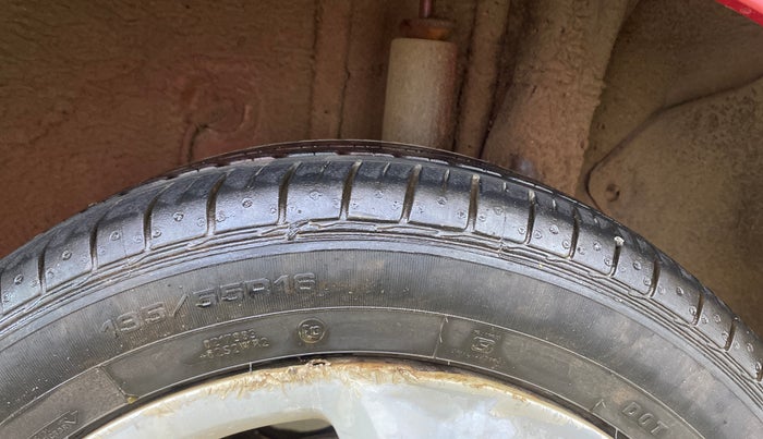 2017 Hyundai Elite i20 ASTA 1.2, Petrol, Manual, 62,286 km, Left Rear Tyre Tread