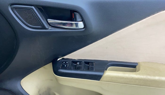 2017 Honda City 1.5L I-VTEC SV, Petrol, Manual, 42,470 km, Driver Side Door Panels Control